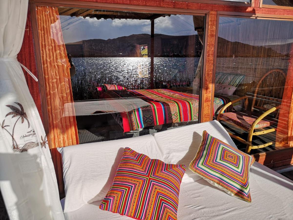 Uros Qhota Uta Lodge Puno Eksteriør bilde