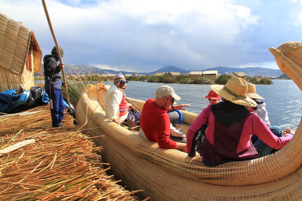 Uros Qhota Uta Lodge Puno Eksteriør bilde