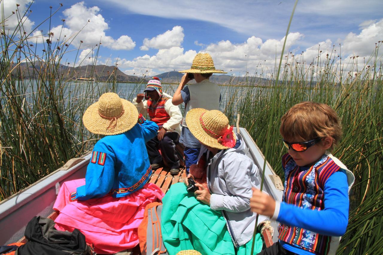 Uros Qhota Uta Lodge Puno Eksteriør bilde